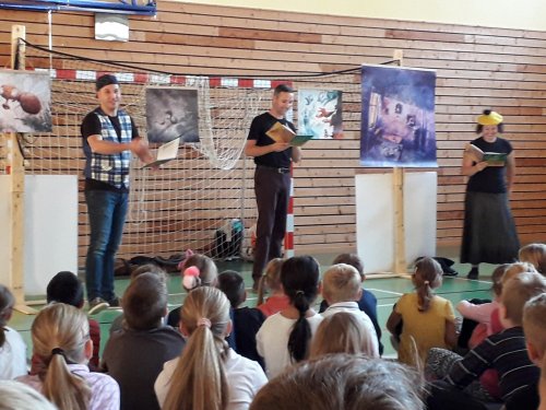 Scénické čtení herců Slováckého divadla